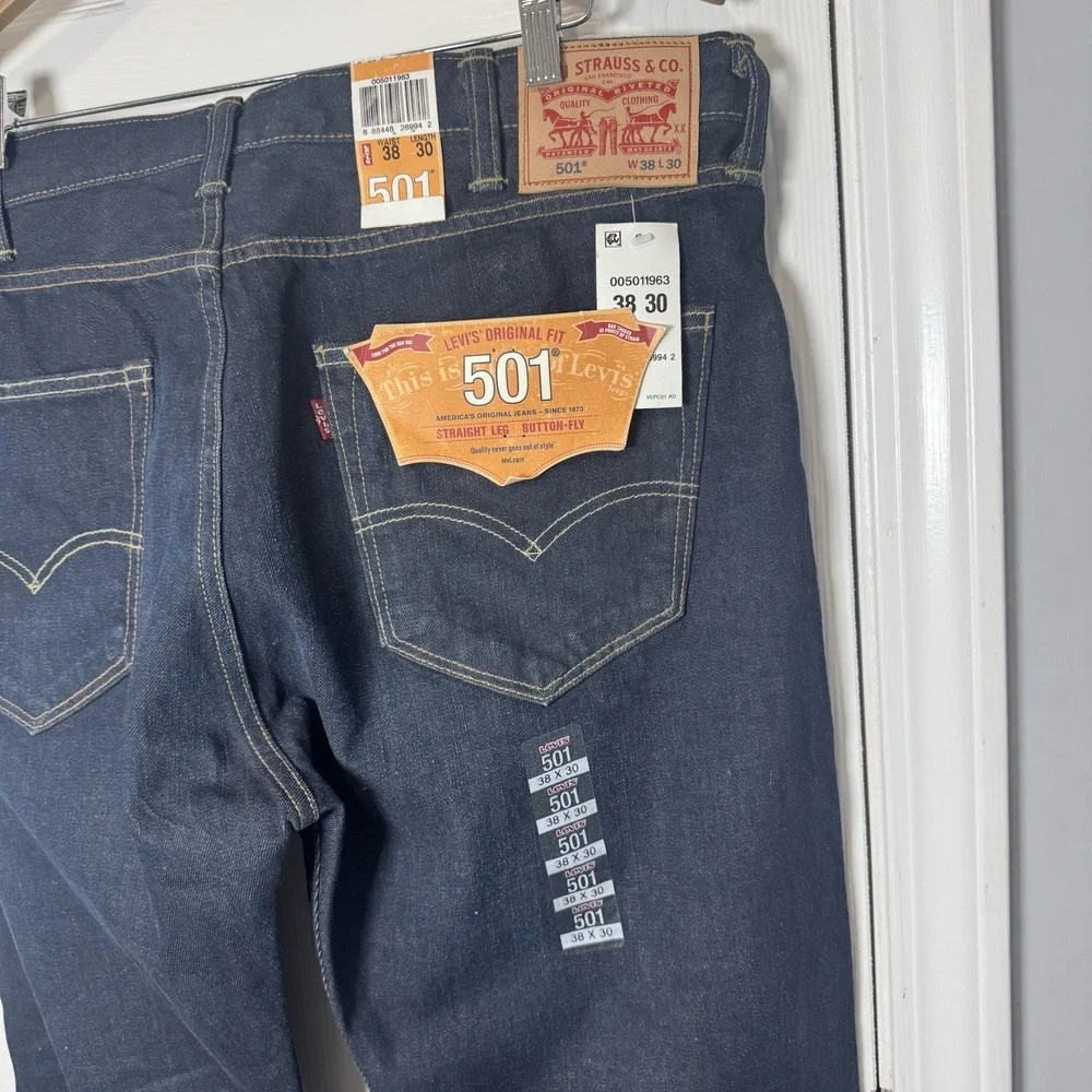 NWT Vintage Levi's Men's 501‎ Button Fly Jeans Size 38x30 Blue Denim